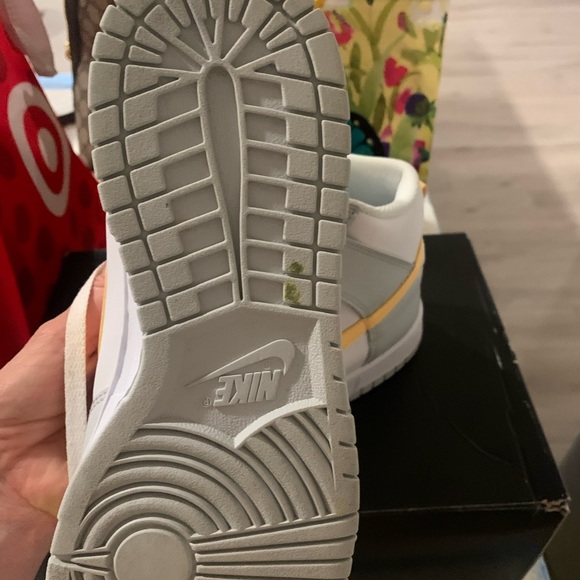 Nike Jordon brand new - Picture 2 of 5